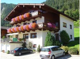 Gästehaus Emberger, íbúð í Mayrhofen