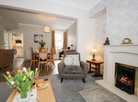 Bank House, holiday home in Carnforth