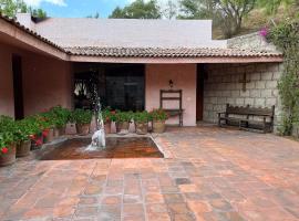 Impresionante casa en el campo Tepeji, hotel with parking in Tepeji de Ocampo