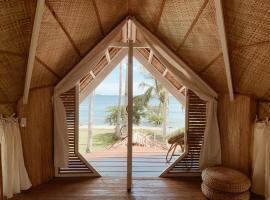 Punta Punta Surf Retreat, glamping site in General Luna