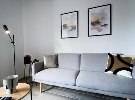 MILPAU Gladbeck 1 - Modernes und zentrales Premium-Apartment mit Privatparkplatz, Queensize-Bett, Netflix, Nespresso und Smart-TV, lággjaldahótel í Gladbeck