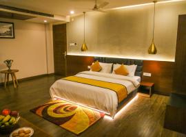 Four Leaf Hotel - Sapphire Blue, Varanasi, hotel cerca de Aeropuerto Internacional Lal Bahadur Shastri - VNS, Varanasi