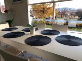 Spacious house in Troms&oslash;, perfect for groups of families, tourists or workers