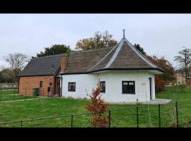The Dairy - Contemporary 1 bedroom cottage, cheap hotel in Churchover