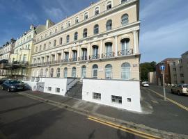 OYO Gran Canaria Hotel, hotel in Folkestone