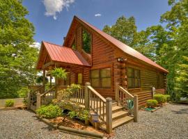 Bear Ridge Hideaway- Secluded Mtn View: McCaysville şehrinde bir tatil evi