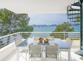 Isabela 2a 3 habitaciones con ático, hotel en Puerto Pollensa