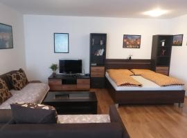 Modern city center apartment with private parking, holiday rental in Martin