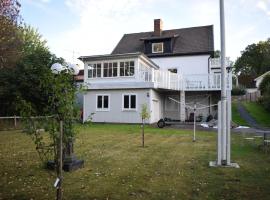 Nice Home In Kalmar With Wifi And 4 Bedrooms, hotel v mestu Virserum