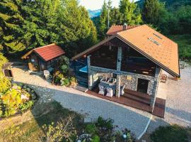 Holiday Home Cindric Gaj, hotel di Ogulin