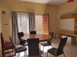 Departamento en Guaymallen Mendoza Excelente ubicación, hotel i Guaymallén