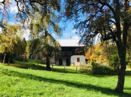 Le Chalet de Bémont, viešbutis mieste Samuensas