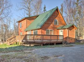 Spacious and Private Home with Lazy Mountain View, отель в Палмере