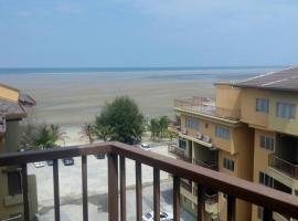 Gold Coast Morib Seaview 2 rooms Aircond Apartment – apartament w mieście Banting