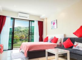Супер апартаменты Найтон Naithon, hotel en Nai Thon Beach