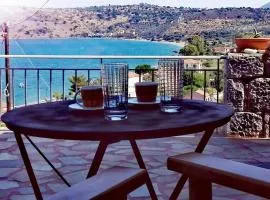 Kamares View