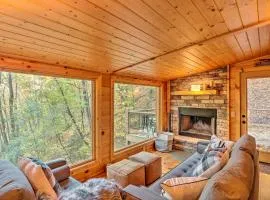 Fireplace and Fall Foliage Cozy Blue Ridge Cabin!