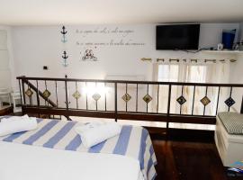 Holiday House Piccirillo: Vietri'de bir otel