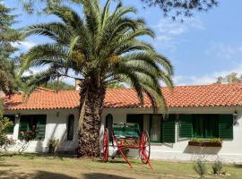 La Casa de Don Pepe, country house in Villa Las Rosas
