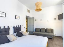 Hostly - Nicole Apartment Volturno- Full Rome Center