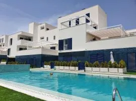 Modern apartamento with large south terrace, Playa Flamenca