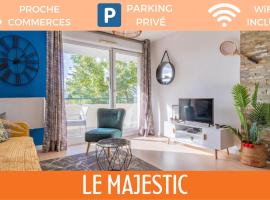 ZenBNB - Le Majestic / Appartement avec 1 chambre / Parking Privé / Balcon、アンヌマスのアパートメント