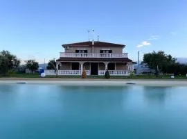 Resort Amica