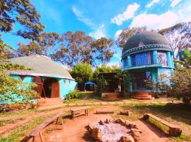 Espaço Cultural Lotus - Suítes, Hostel e Camping, khách sạn ở Alto Paraíso de Goiás