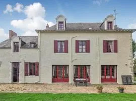 Beautiful Home In Guerande With Wifi