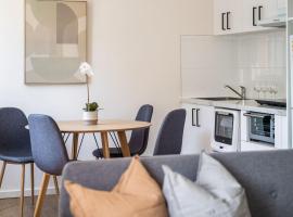 Sunshine Retreat Villa 8