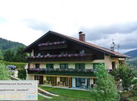 Boutique Hotel Herzhof - Garni-Appartements - Adults Only โรงแรมในรีซแลร์น