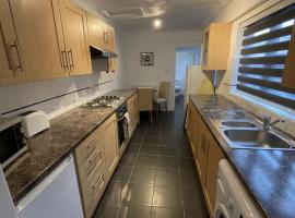 Amaya Two - Spacious, ground floor apartment with a large patio area., παραθεριστική κατοικία σε Lincolnshire