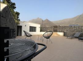 BUNGALOW APARTAMENTO SOL, holiday rental in Famara