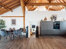 The Honeybee's Nest - Semi-rural Barn Conversion close to Leavesden Studios, casa en Leverstock Green