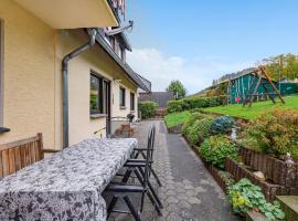 Modern Apartment in Velmede with Private Terrace, Ferienhaus in Velmede