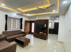 Luxurious 3 BHK Villa In Bhuj - Shivani Homestay, holiday home in Bhuj
