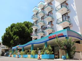 Hotel Melike, hotel em Kusadası
