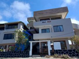 Hotel Sula Sula, bed and breakfast en Puerto Villamil