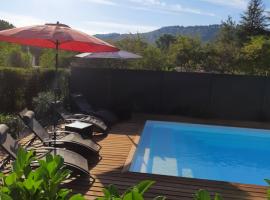 The Railway Cottage at Montazels, holiday rental in Espéraza