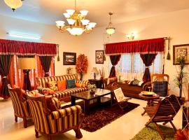 Lakshmi Illam Guesthouse for Families only – hotel w mieście Kodaikānāl
