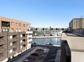 Azure 30、にあるキャンベラ国際空港 - CBRの周辺ホテル