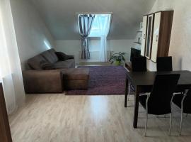 3 Zimmerwohnung optimal für Monteure, hótel í Reutlingen