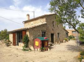 Cal Sastre, cabana o cottage a Olíus