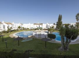 Beautiful Duplex, hotel in Chiclana de la Frontera