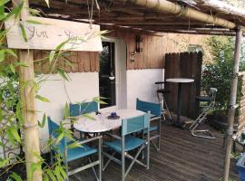 Le Gite Yin et Yang du Jardin Caché, hotel in Marmande