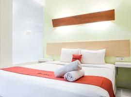 RedDoorz Plus at Sunrise Hotel Sanur, hotel in Sanur