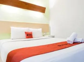 RedDoorz Plus at Sunrise Hotel Sanur