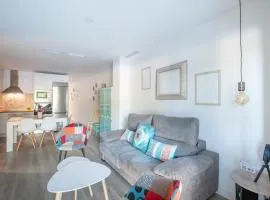 Casa Valentina: Confort y Luz en Sevilla Centro