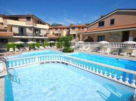 Residence Il Borgo, hotell i Tortoreto Lido