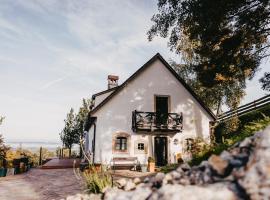 Waldjuwel Mostviertel, hotel dengan tab panas di Allhartsberg
